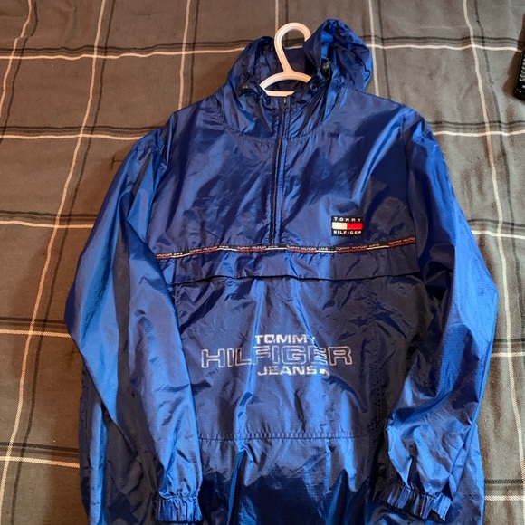 DISTRESSED TOMMY HILFIGER WINDBREAKER - Picture 3 of 5